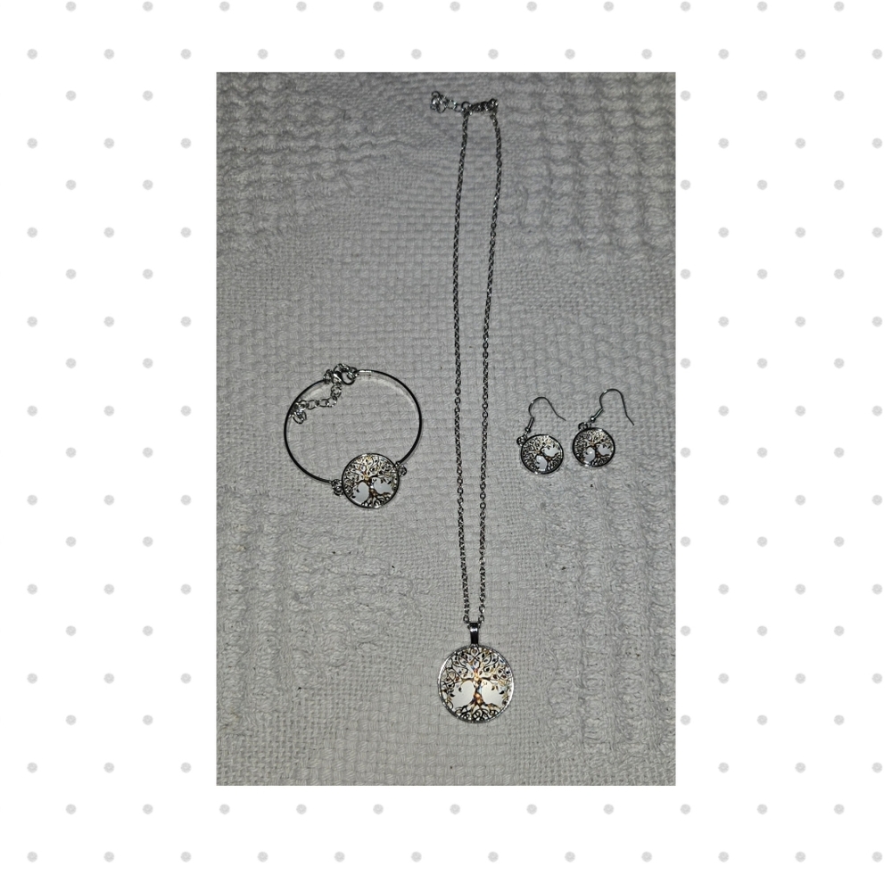 Silver Tree of Life Jewelry Set NWOT